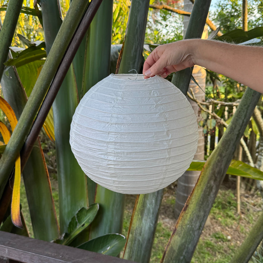 ivory paper lantern 30cm