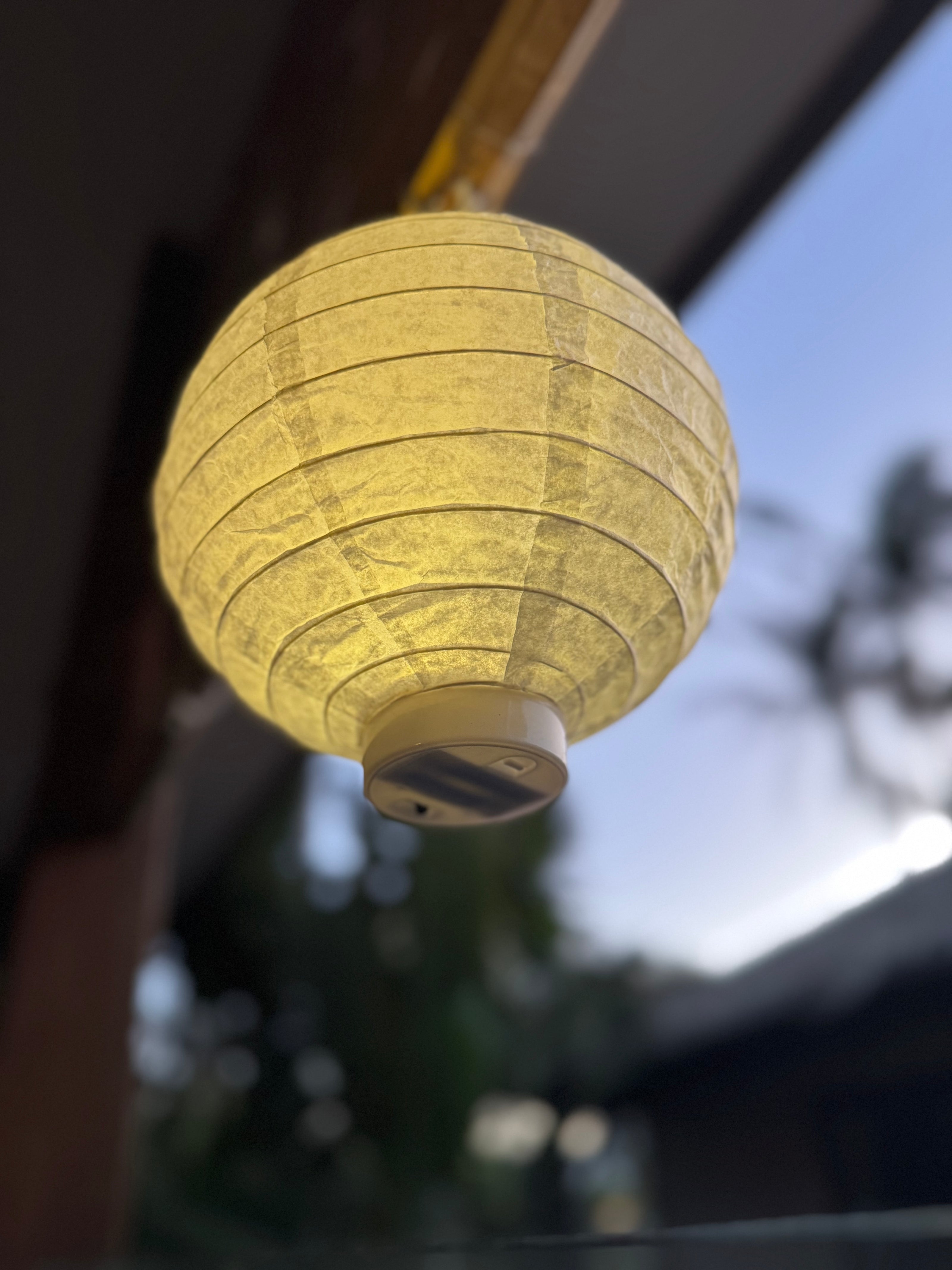 battery operated lantern