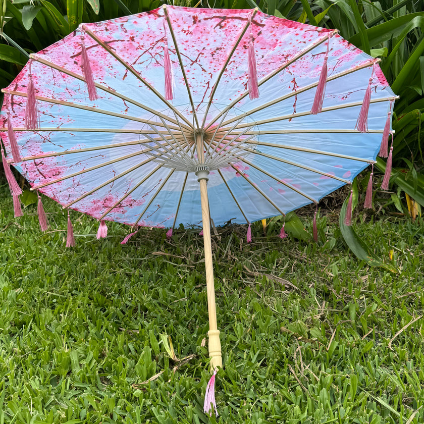 Parasol with tassels