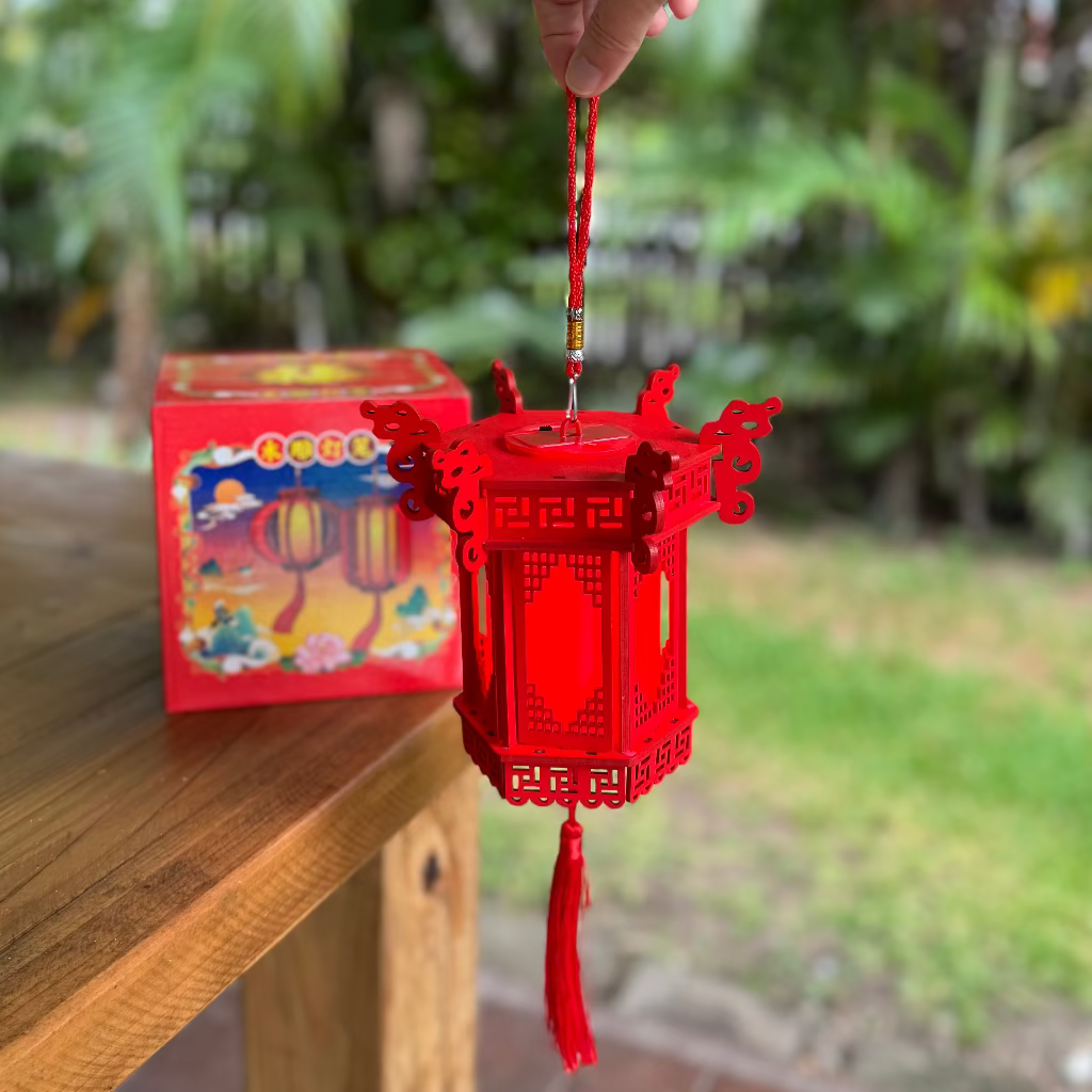 Red Chinese new year hanging lantern with bx