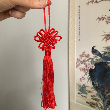 ret tassel tail decoration