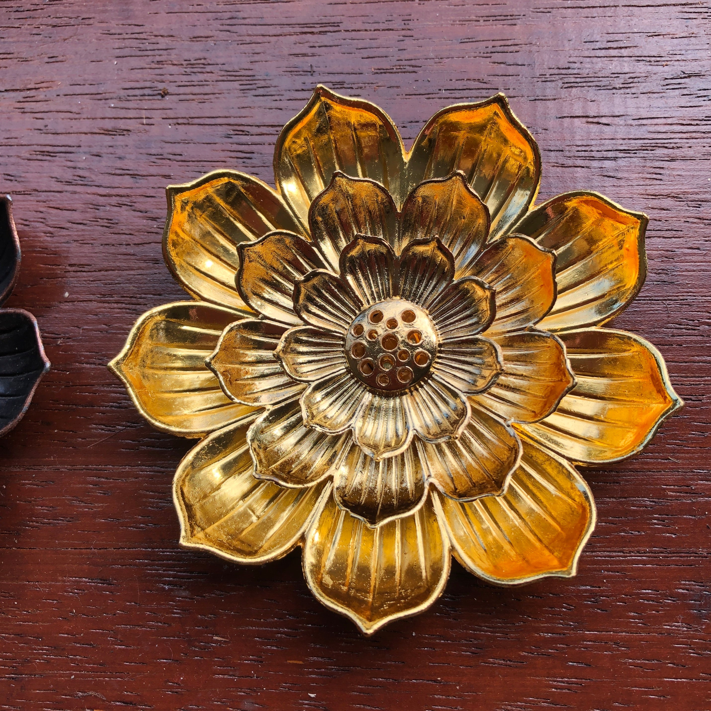 gold lotus flower